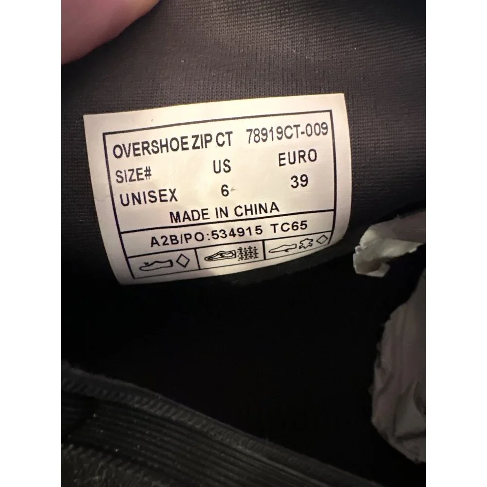 Bogs Unisex Overshoe Zip‎ CT Waterproof Boots Size 6 Black Red